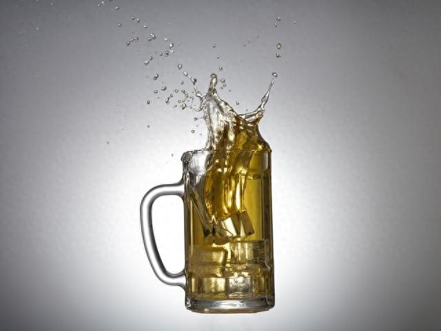烏蘇啤酒狀告鳥蘇啤酒獲賠208萬