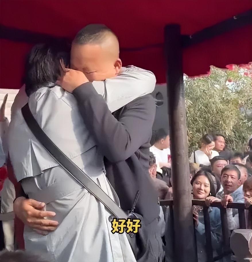 一對離婚夫妻在王婆調(diào)和下準(zhǔn)備復(fù)婚