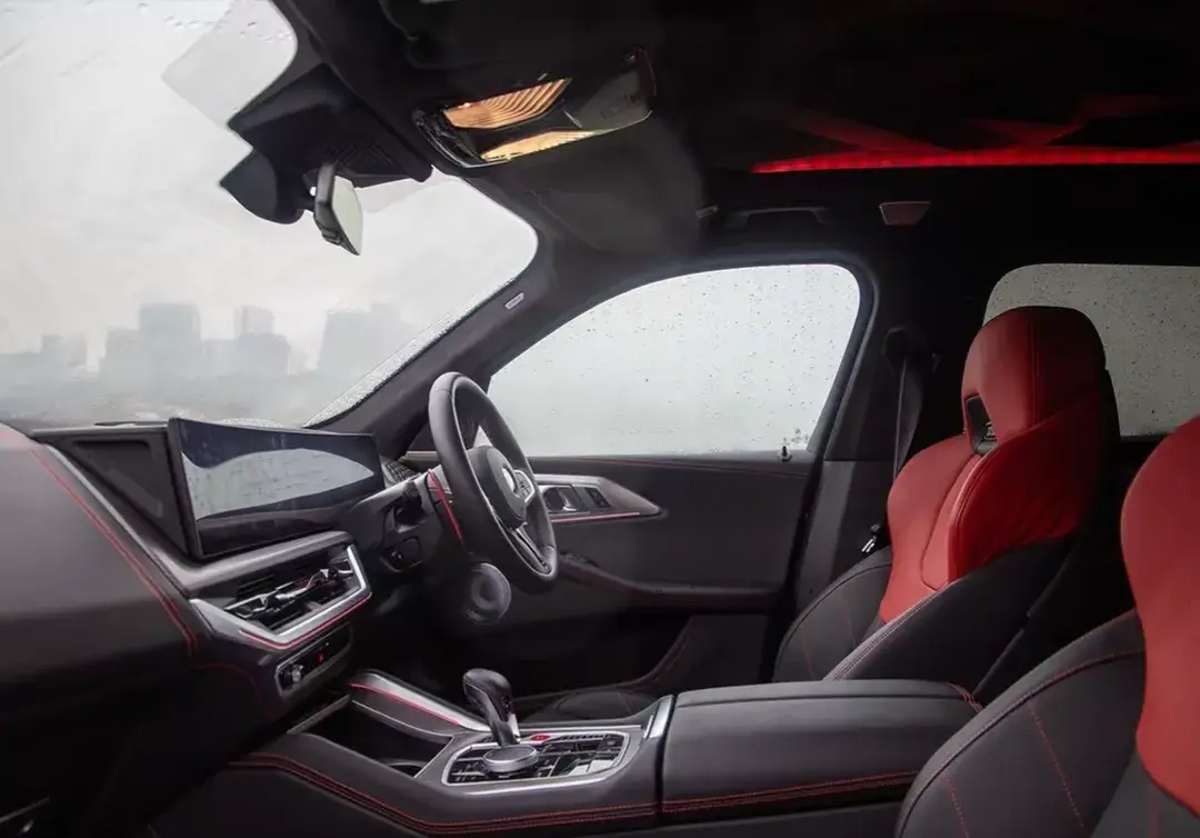 限量500臺——寶馬BMW XM紅色標簽版