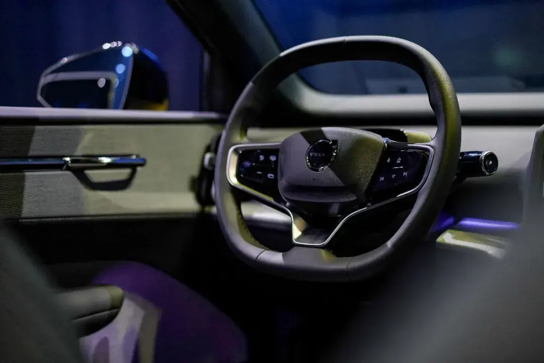 起售價(jià)不足21萬的豪華SUV,燃油車可能好賣,電動(dòng)車就不一定了