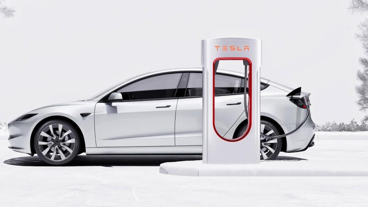 是“標桿”靠得住還是“新秀”亮點多?Model 3對比智己L6