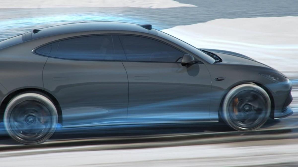 是“標桿”靠得住還是“新秀”亮點多?Model 3對比智己L6
