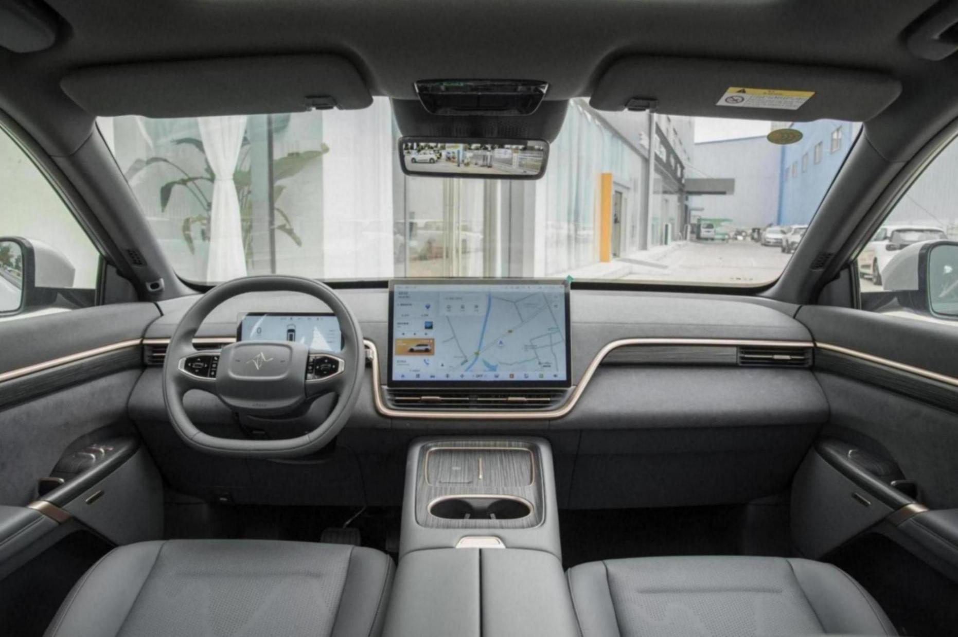 平替理想L7?這SUV車長超5米,冰箱彩電都有,預售價僅20萬元起