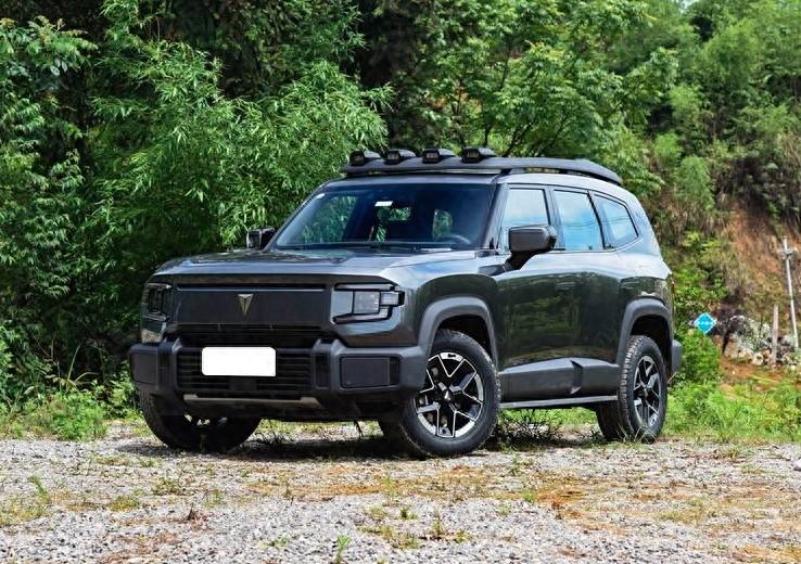 深藍G318售17.59萬起 入門版8月交付 選裝車頂帳篷 搭載1.5T增程系統
