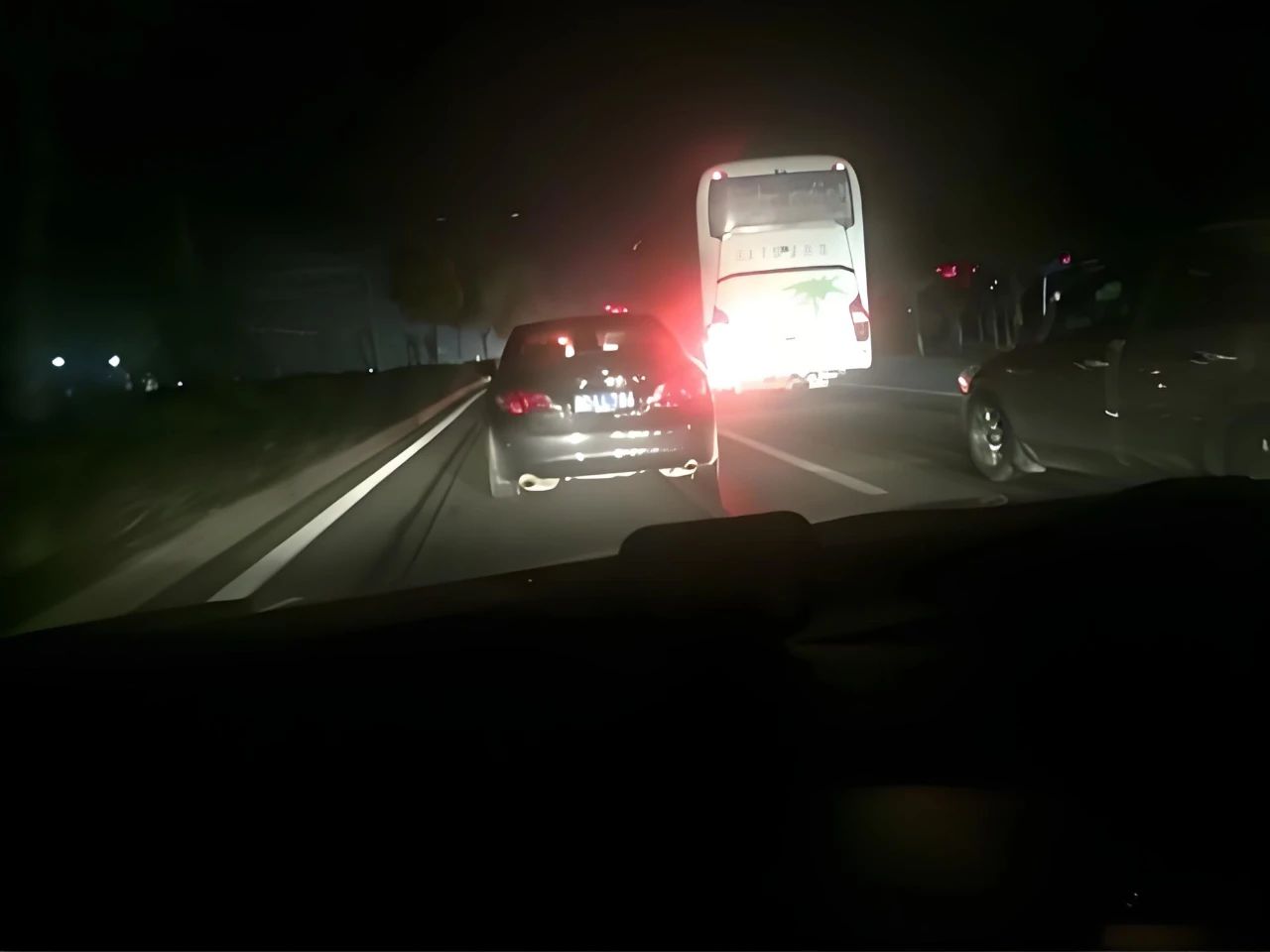 個別車主常犯的車燈使用誤區,你踩了幾個?