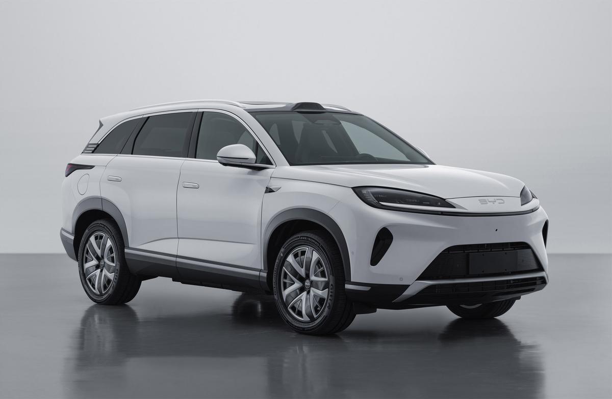 小米YU7領銜,多款新車申報圖曝光,無人機成比亞迪新招數?