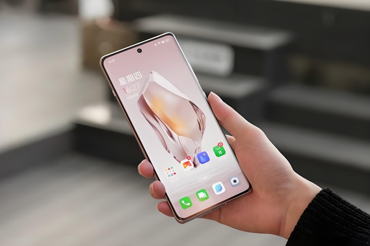 16GB+1TB跌至2394元,5500mAh+100W+1.5K屏,OPPO性價比機皇