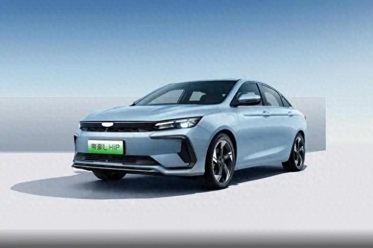 吉利帝豪L Hi-P解析:插混動力、233kW、1300公里續(xù)航,性價比高