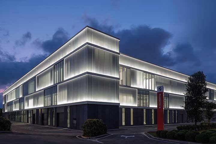 確認,10月發布,法拉利首款電動車