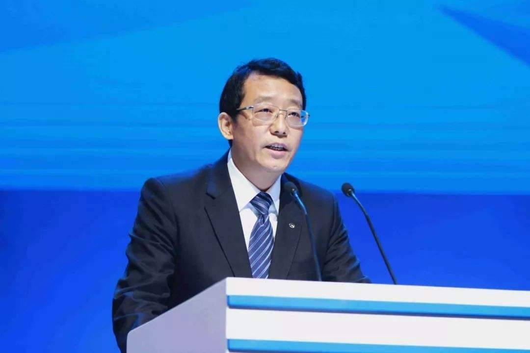 接棒曾慶洪履新廣汽集團(tuán)董事長,馮興亞直面“三大戰(zhàn)役”