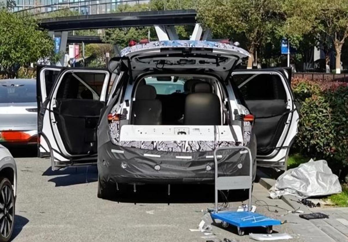吉利銀河全新SUV,三排6座,車長超5米,搭載EM-P,售價30萬起