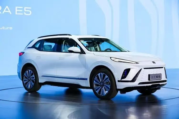 2024年新能源汽車銷量盤點(diǎn),零跑C11與別克E5實(shí)力對(duì)比