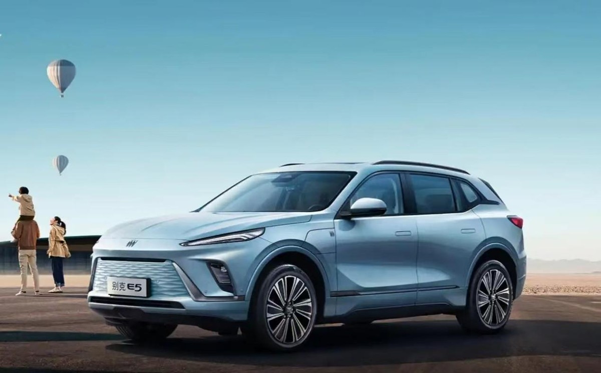 2024年新能源汽車銷量盤點(diǎn),零跑C11與別克E5實(shí)力對(duì)比