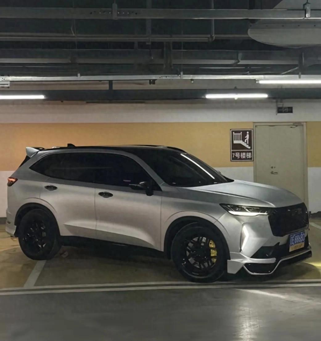 現(xiàn)在買三代哈弗H6真的值嗎?深度解析這款國(guó)民神車的優(yōu)缺點(diǎn)!