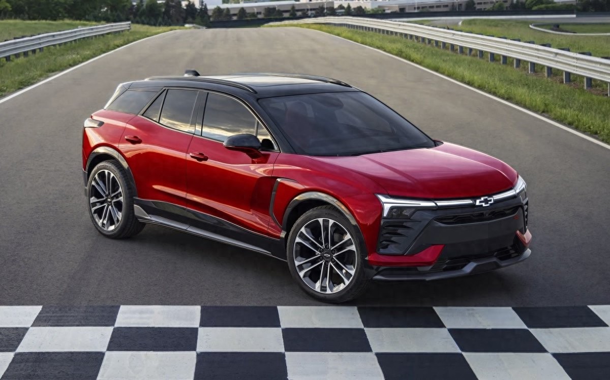 雪佛蘭 Blazer EV SS:高性能電動新寵來襲