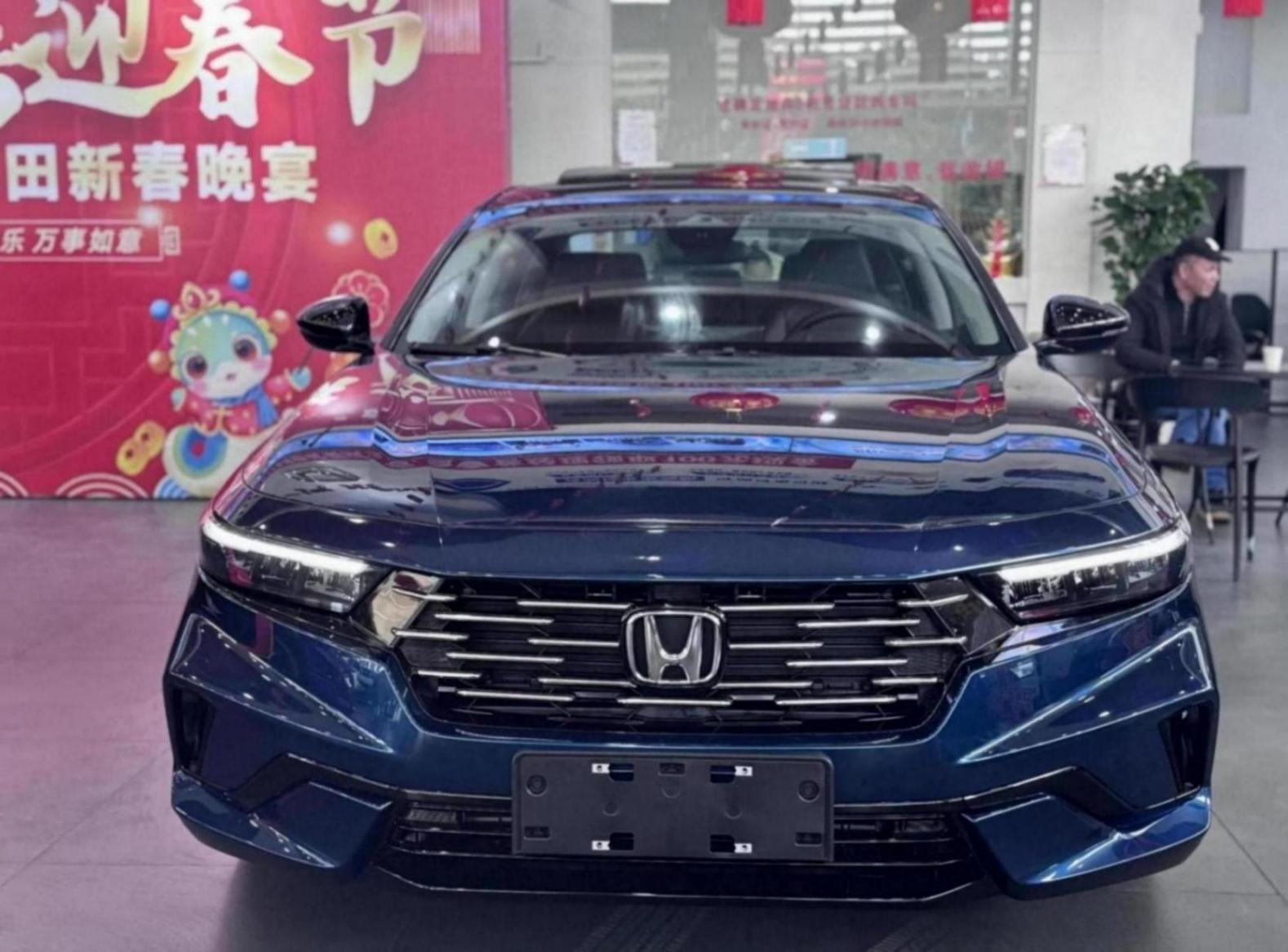 全新雅閣:顏值暴漲,動力依舊,你會心動嗎?