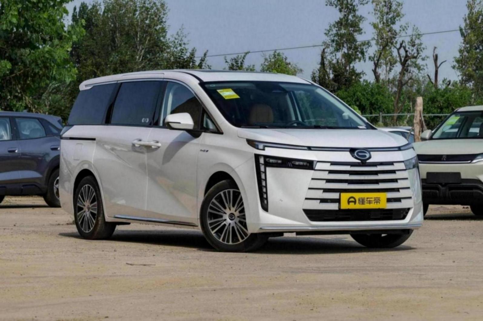 全能家用MPV推薦!20萬級七座,續航1200km,新增實用配置,選它沒錯.