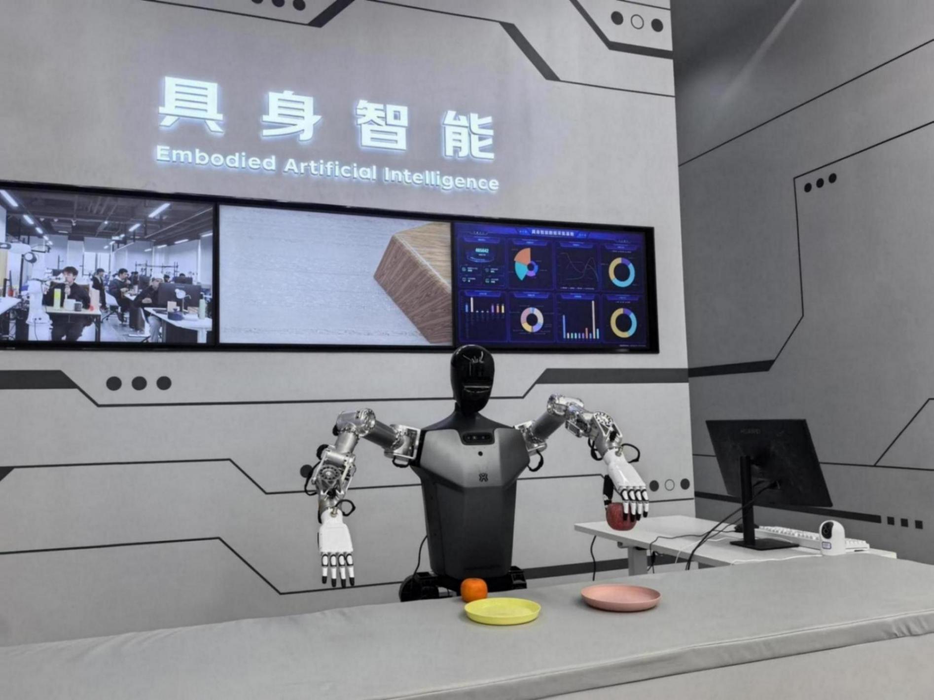 跑步、做飯……人形機器人“十八般武藝”這樣煉成
