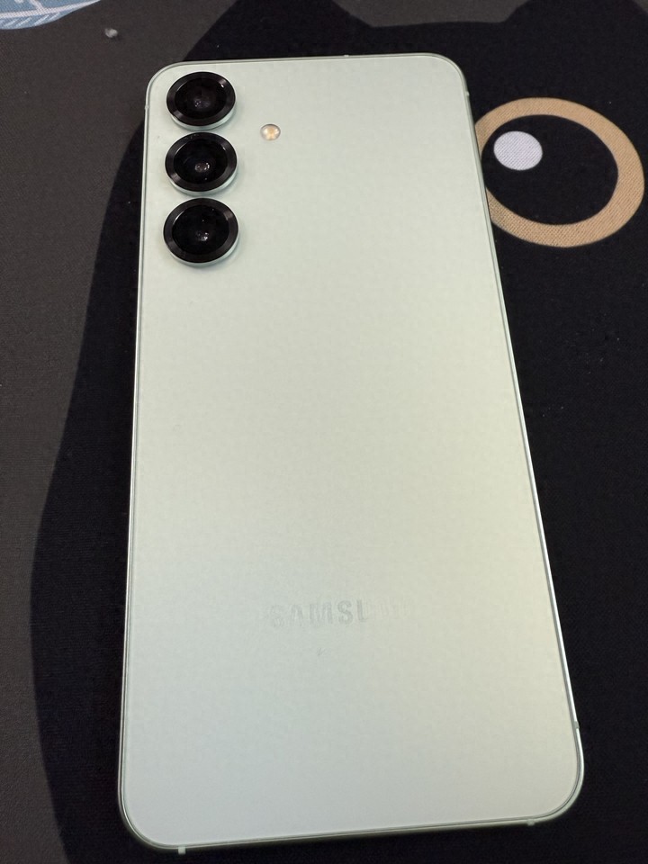 只有162克!三星Galaxy S25,6.2英寸是你要的小屏手機嗎?