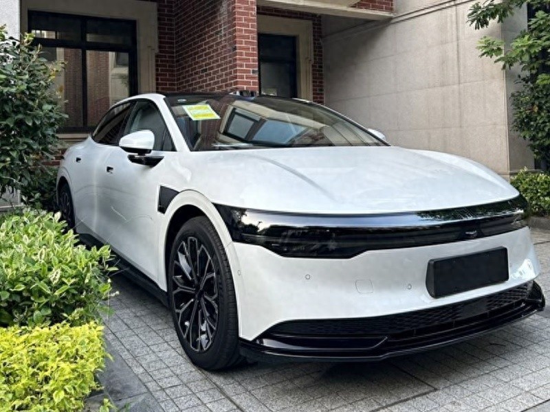 極氪007 VS 智己L6:電動轎車“王者之戰(zhàn)”,究竟誰能稱王?