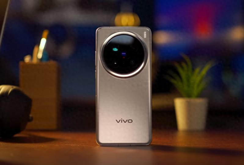 vivo太猛了,6000mAh+天璣9400+2億長焦,跌了750元