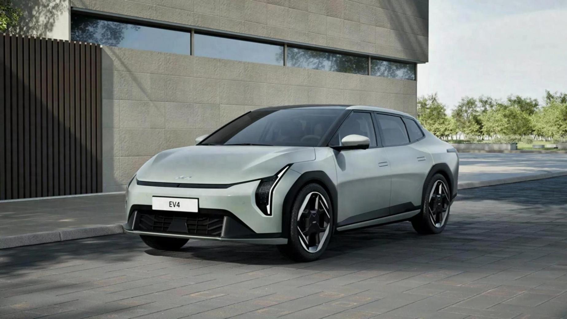 全新起亞EV4正式發布!轎車與掀背版齊發,誰更吸睛?