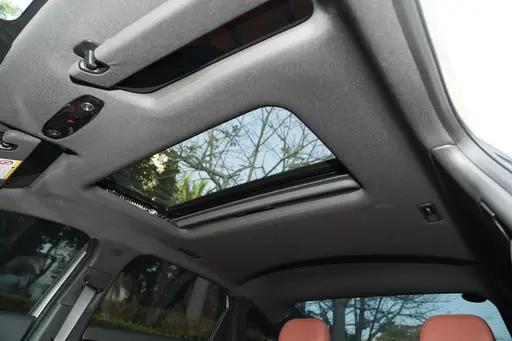 吉利銀河L6 EM-i試駕:8-10萬預(yù)算,選它準(zhǔn)沒錯(cuò)!