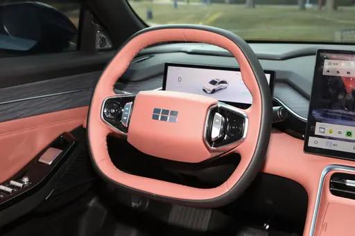 吉利銀河L6 EM-i試駕:8-10萬預(yù)算,選它準(zhǔn)沒錯(cuò)!