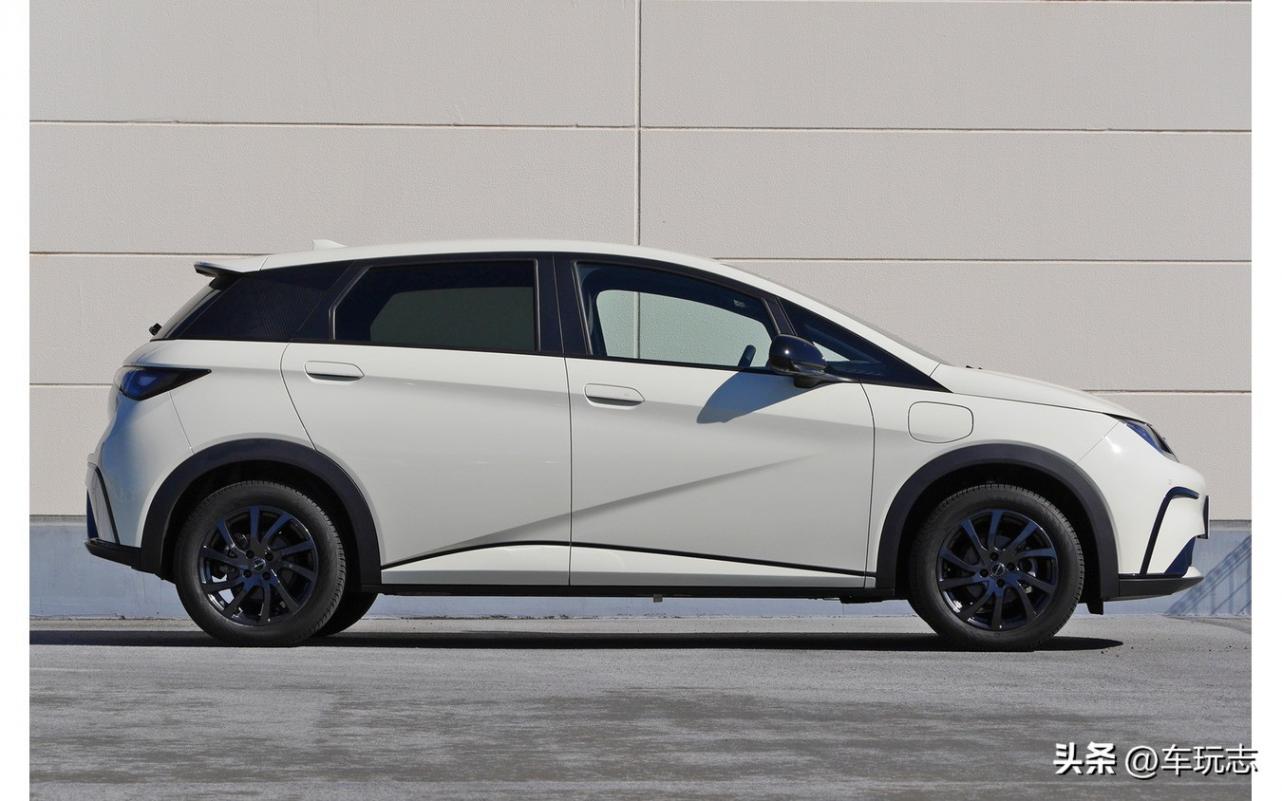 比亞迪海豚新車型試駕,無意對比日產(chǎn)櫻花