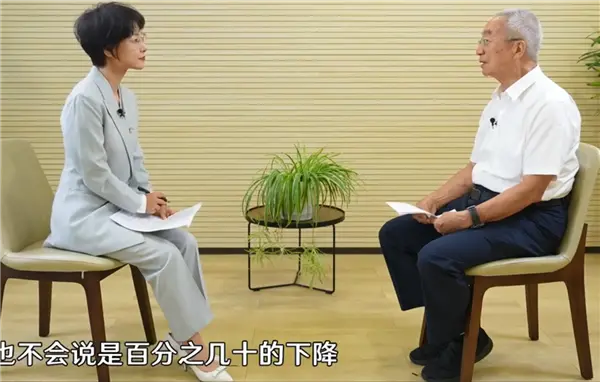 周大地預測:固態電池全面使用或早于2030年 2035年燃油車可能沒人再買 周大地預測:固態電池全面使用或早于2030年 2035年燃油車可能沒人再買