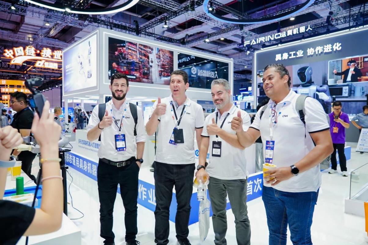 越疆“機械臂+人形+輪式+多足”具身機器人開啟工業(yè)智能體時代 越疆“機械臂+人形+輪式+多足”具身機器人開啟工業(yè)智能體時代
